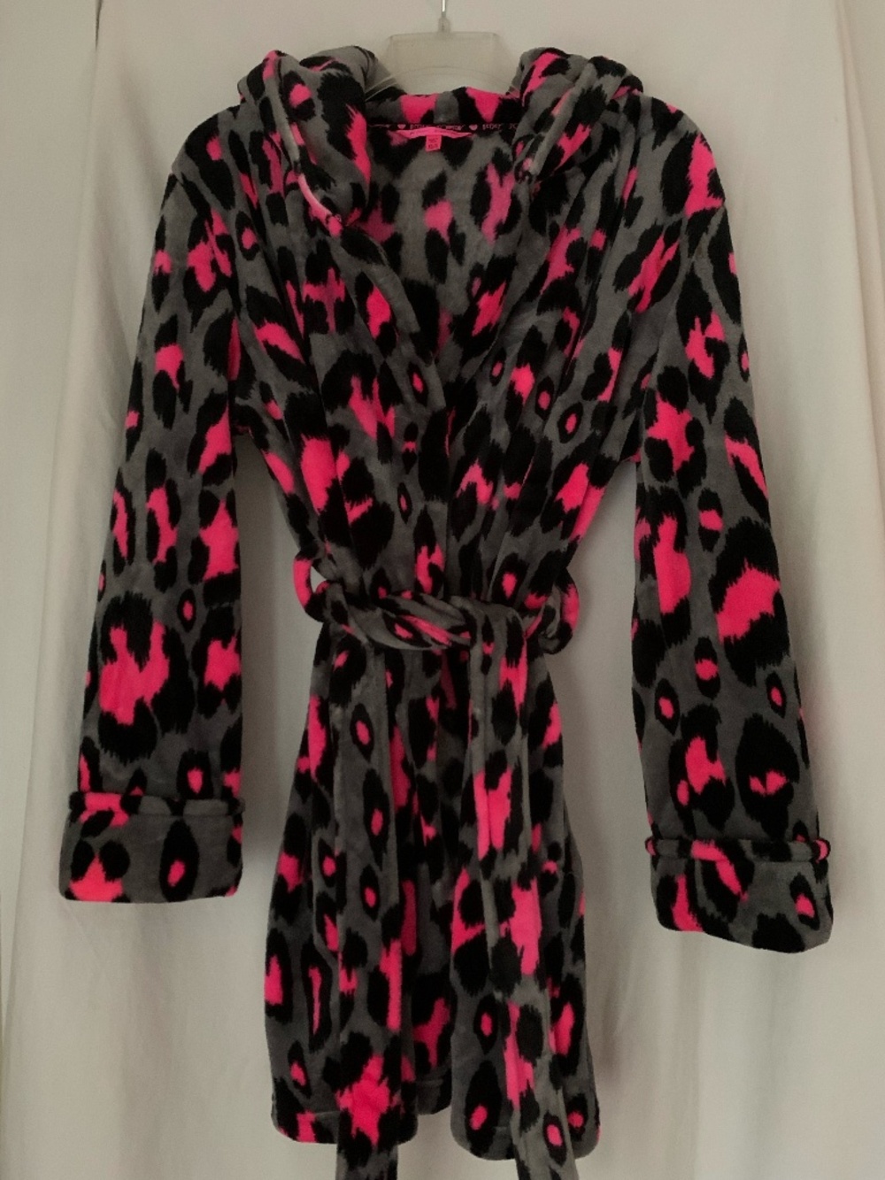 Betsey Johnson plush hooded short length robe in neon pink leopard print